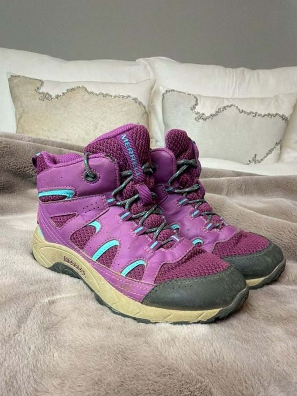 Merrell Kids Oakcreek Mid Lace Waterproof Hiking Boots Purple Youth Size 2.5